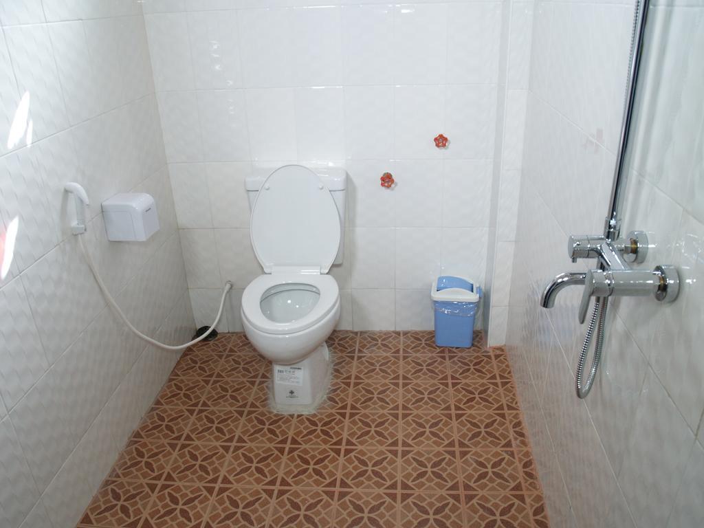Nice Dream Hotel Mandalay Esterno foto