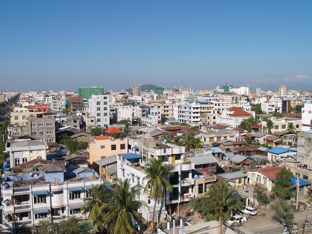 Nice Dream Hotel Mandalay Esterno foto